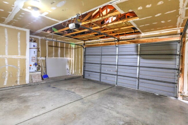 Building Photo - $1,000 Move-In Credit - Mission View off Valencia. Cardinal and Los Reales Rd