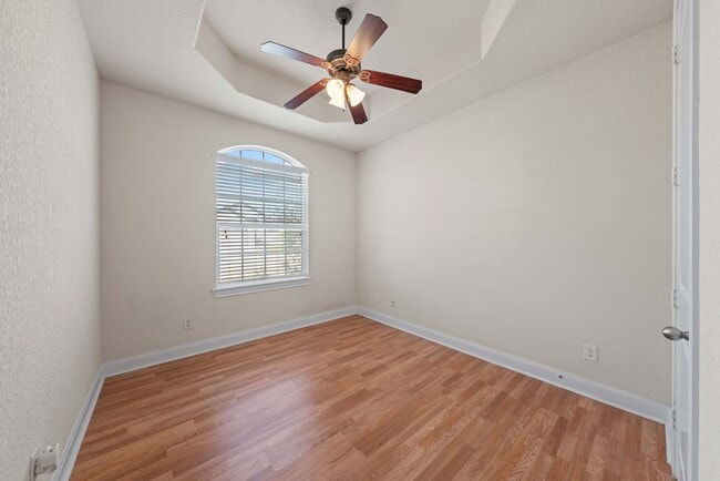 Building Photo - 11230 Begonia rock