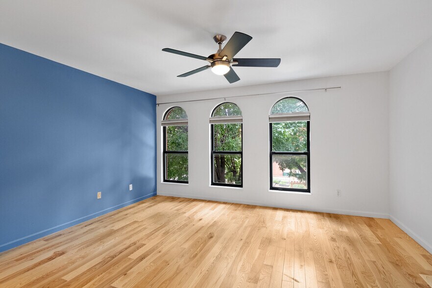 Building Photo - 4303 Laclede Ave