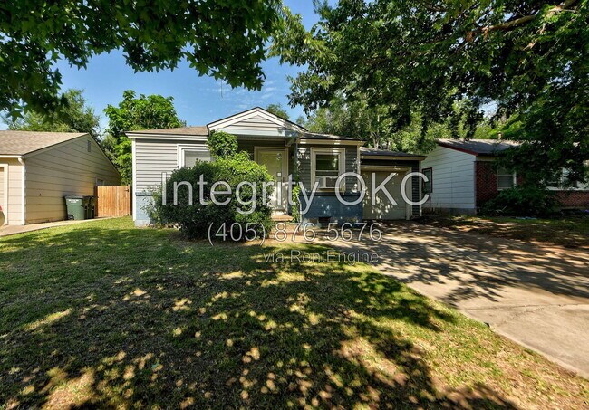 Building Photo - 2321 McCracken Dr