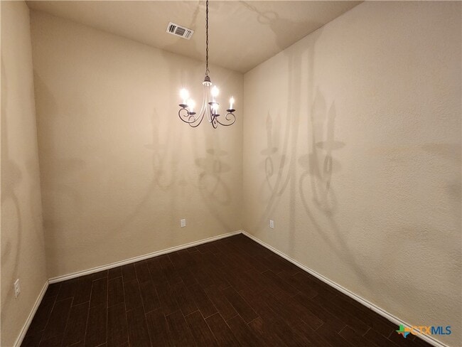Building Photo - 712 Creekside Cir