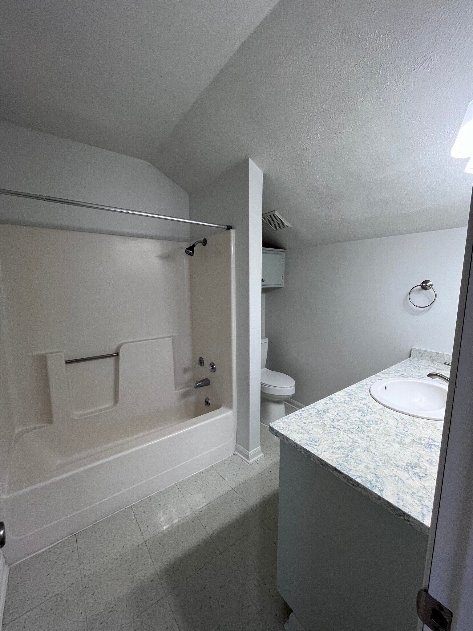 Master bath - 36 Dogwood Ln