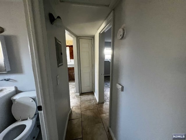 Building Photo - 60 Main St