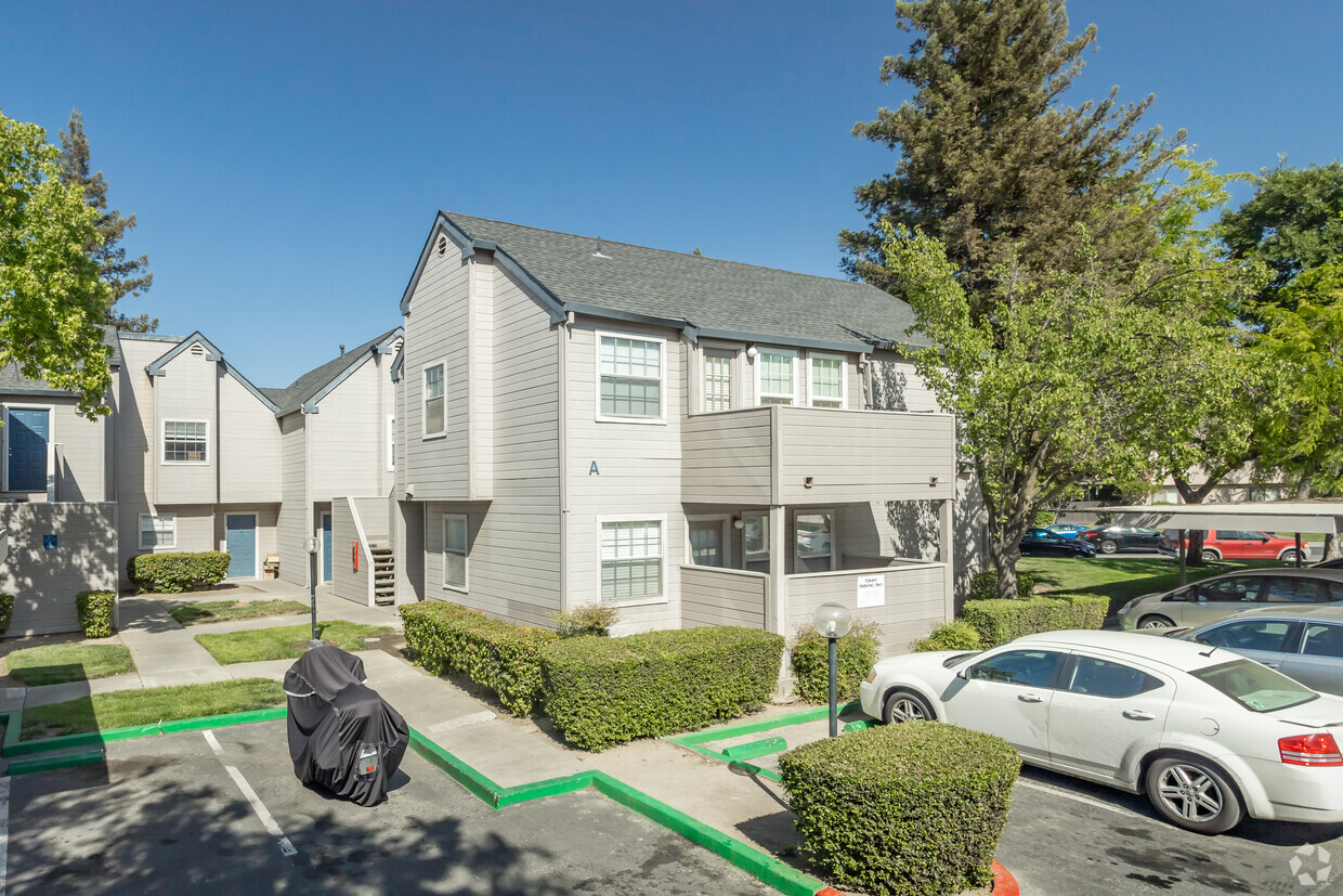 Courtside Village Apartments Woodland Ca Apartment Finder
