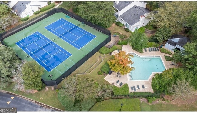 Building Photo - 81 Hampshire Ct