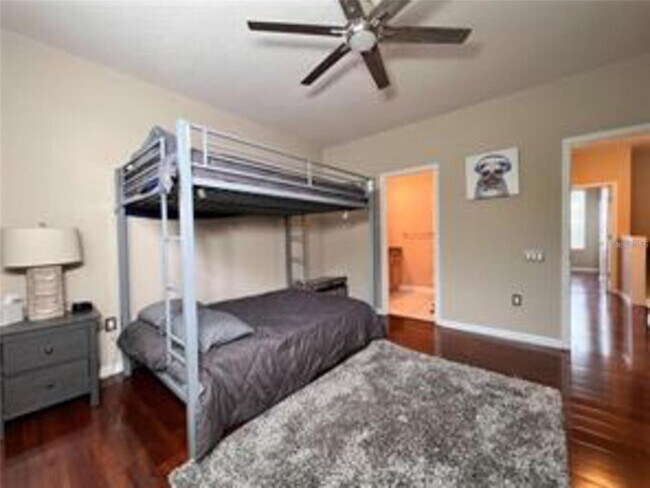 Building Photo - 3133 Bayshore Oaks Dr