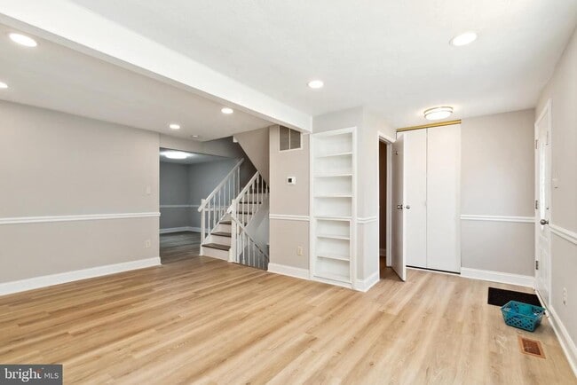 Building Photo - 3380 Longbow Ct