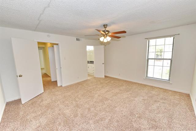 Building Photo - 4033 Gilbert Ave