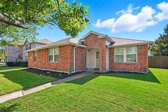 Building Photo - 2932 Reata Dr