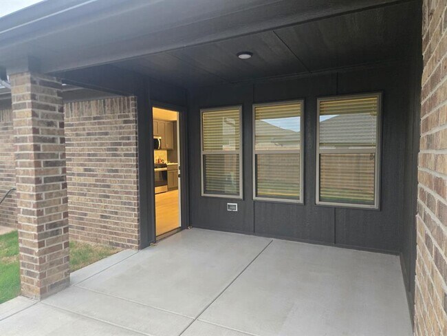 Building Photo - 17705 Horne Ln