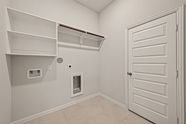 Building Photo - 6123 Severson Lake Ct