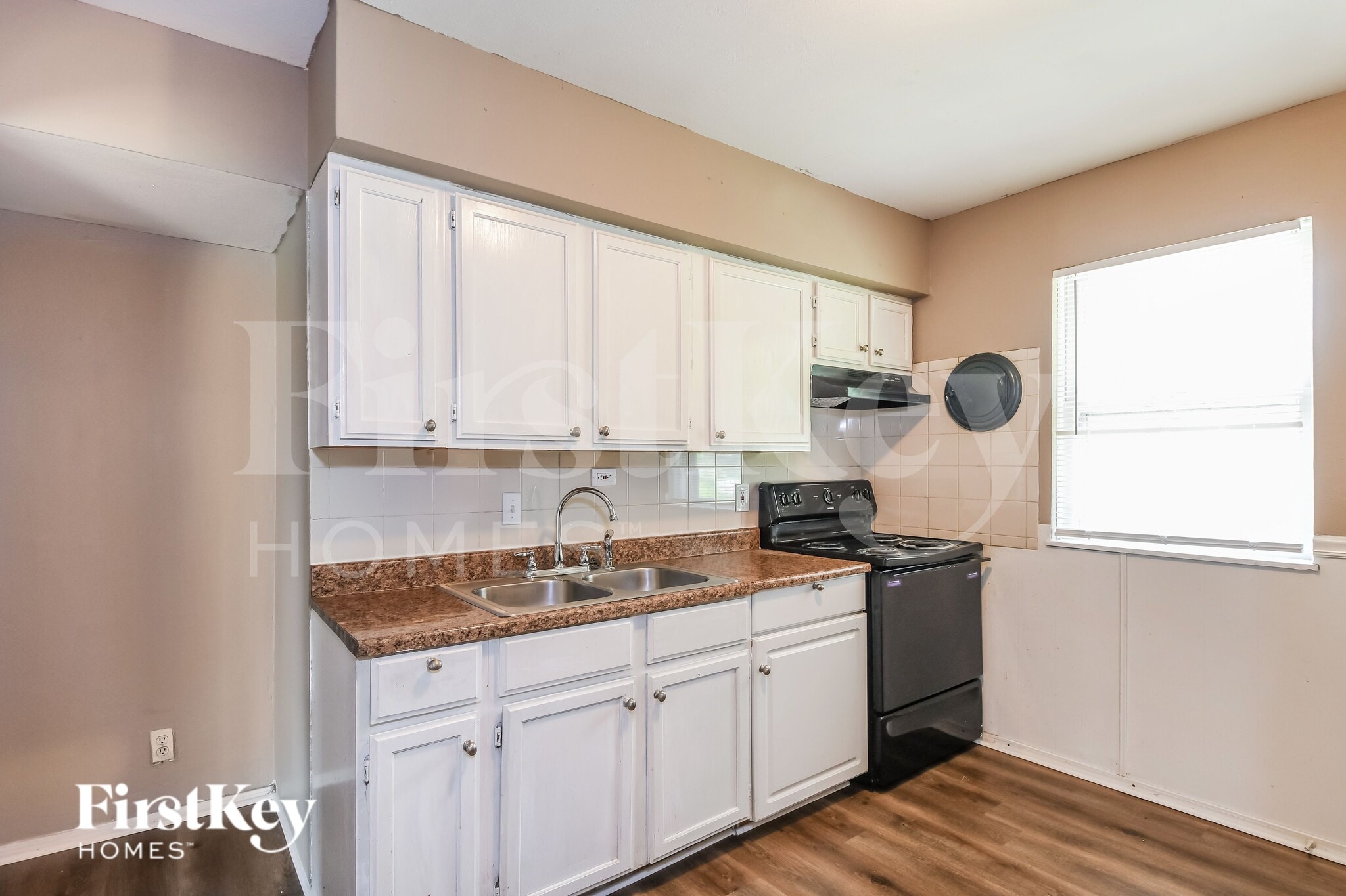 Building Photo - 1129 Jennings Station Rd