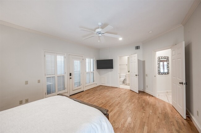 Building Photo - 3511 Yupon St