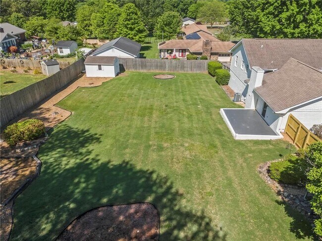 Building Photo - 37 Skyview Cir