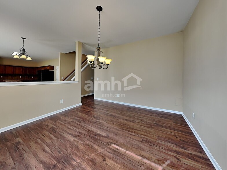 Building Photo - 2308 Sage Crossing Rd