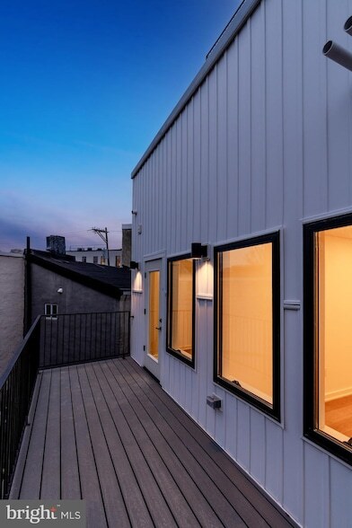 Building Photo - 1601 Frankford Ave