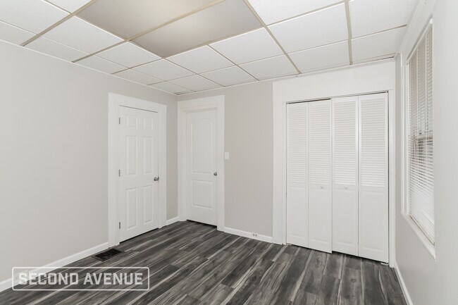 Building Photo - 3302 Broadwell Ave