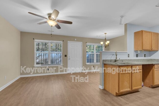 Building Photo - 3111 Alder Way