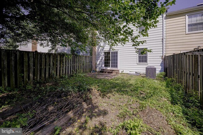 Building Photo - 4 Ritchfield Ct