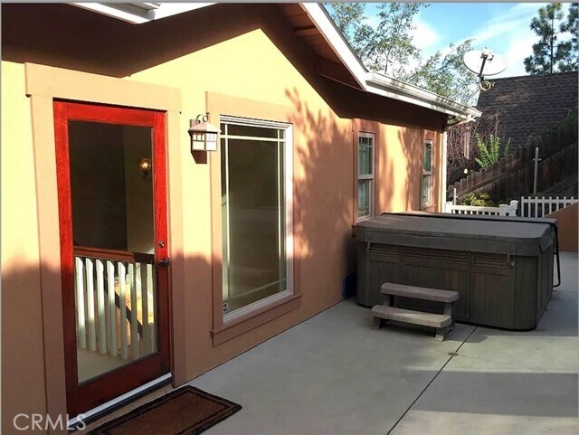 Building Photo - 436 Redwood Dr