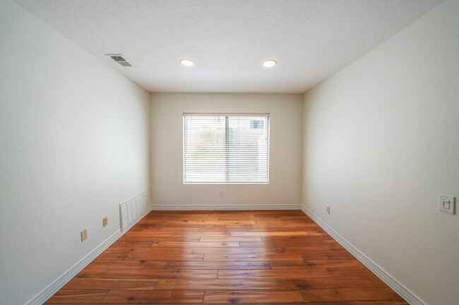 Building Photo - 4394 Mistral Pl