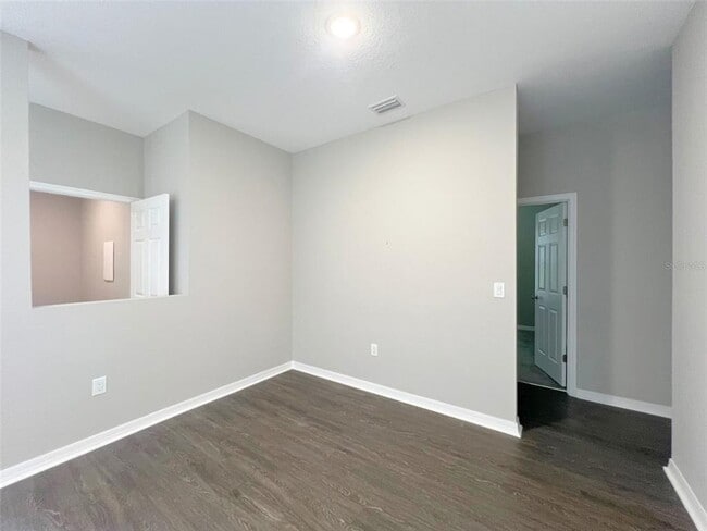 Building Photo - 3460 Cup Dr