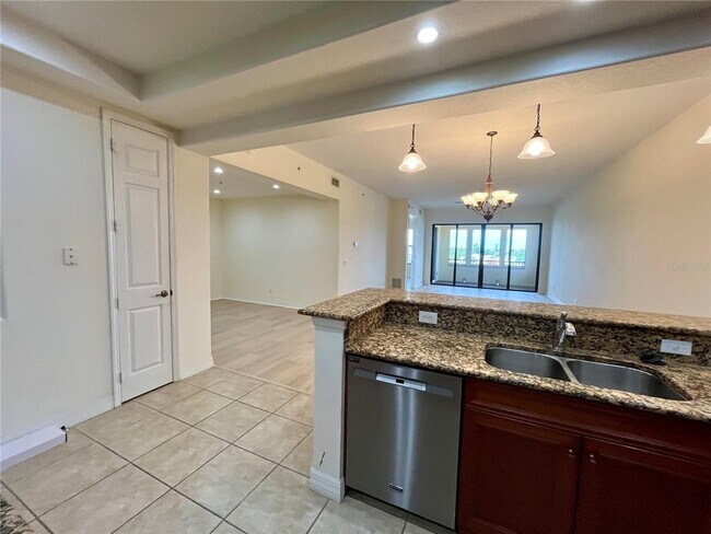 Building Photo - 1340 Rock Dove Ct