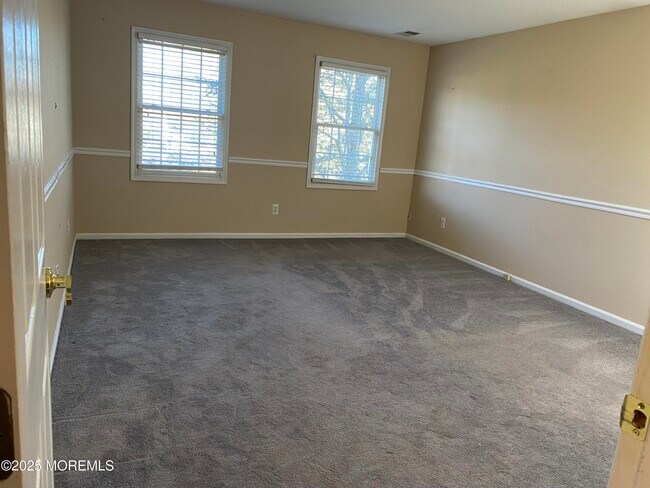 Building Photo - 41 Church Rd