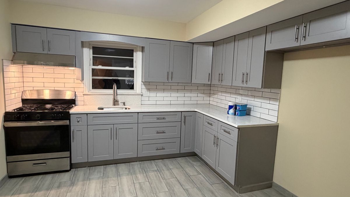 Building Photo - 534 Voorhees Ave