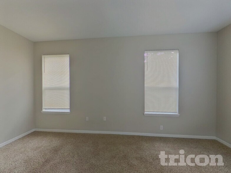 Building Photo - 3410 Starbird Dr