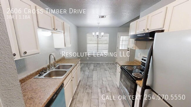 Building Photo - 2606 Cross Timber Dr