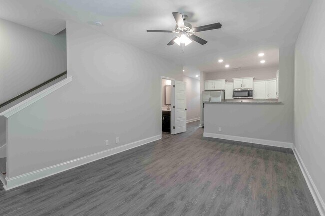 Building Photo - 291 Smithson Ln