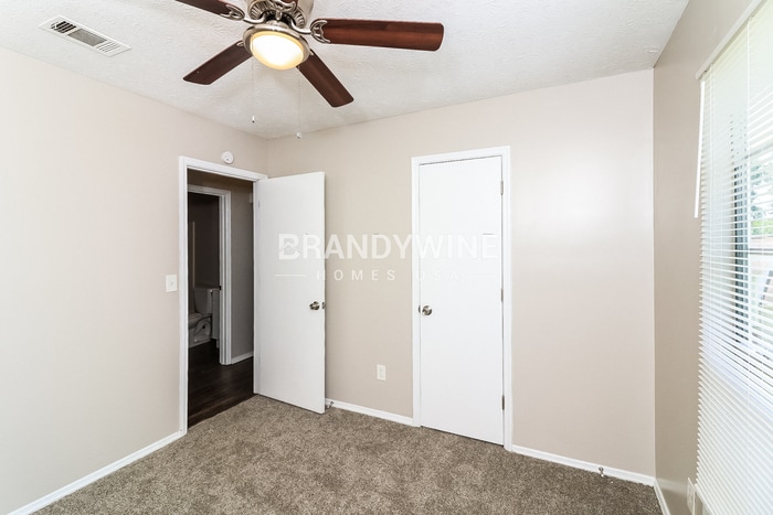 Building Photo - 2606 Foxhall Way