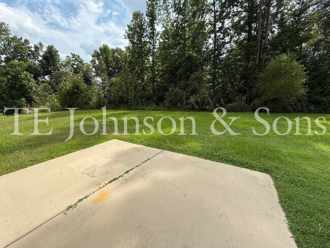 Building Photo - 2925 Grassy Knoll Cir