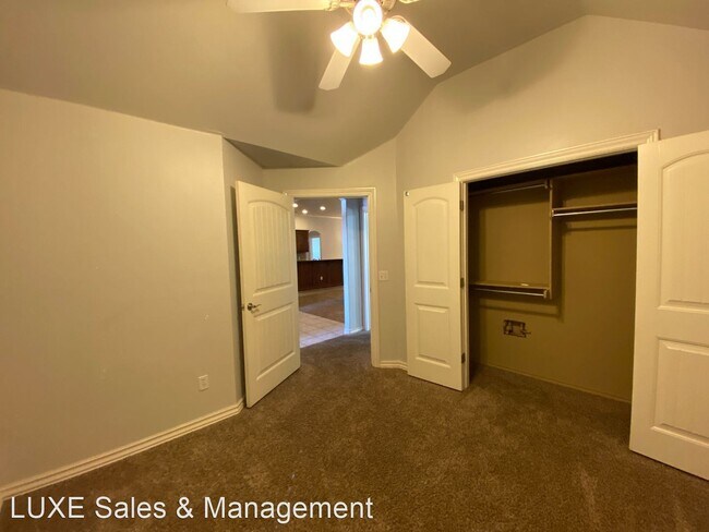 Building Photo - 4 br, 2 bath House - 2405 NW 152nd Street