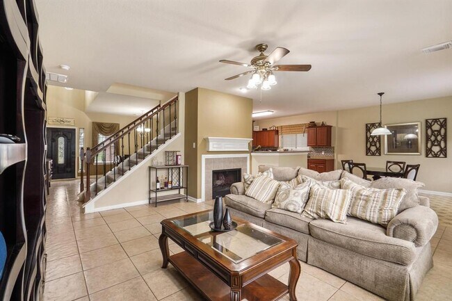 Building Photo - 21535 Elm Hurst Ln