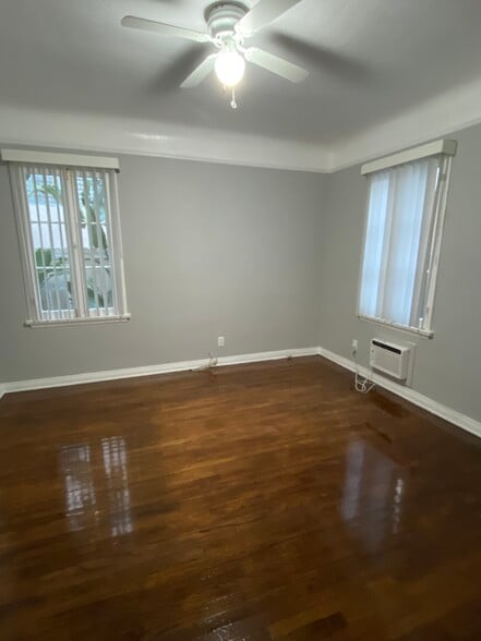 Bedroom 2 - 2201 S Bentley Ave