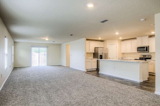 Building Photo - For Rent