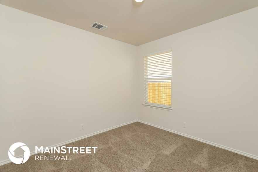 Building Photo - 6614 Legato Curv