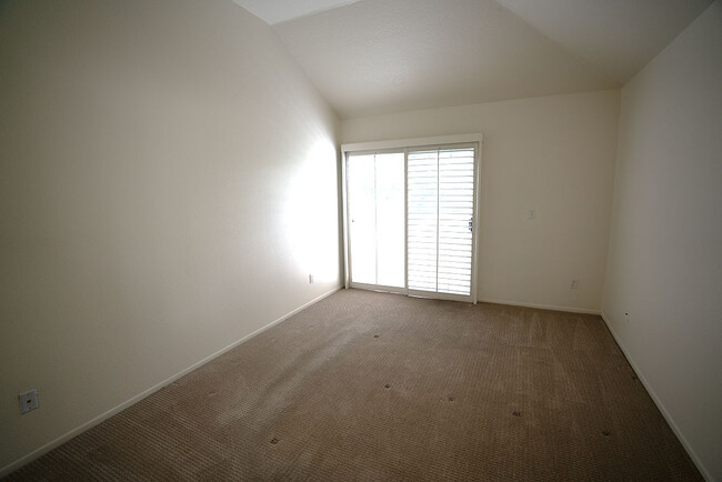Building Photo - 24107 Del Monte Dr.