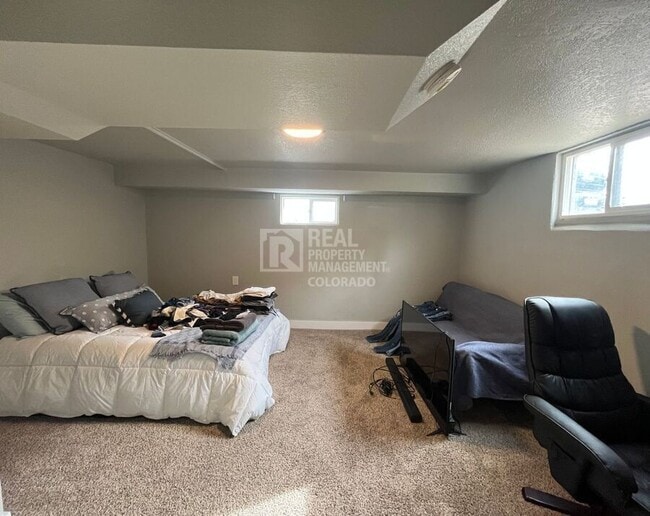 Building Photo - 108 Walnut St