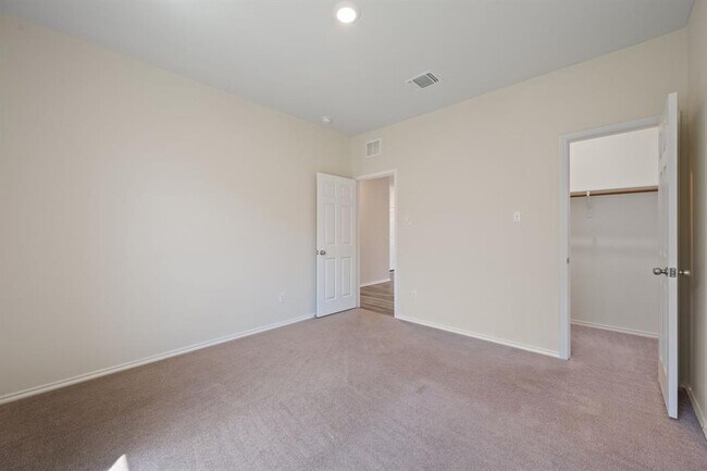 Building Photo - 184 Gunther Way