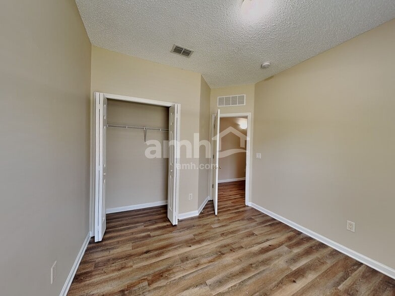 Building Photo - 976 Ashton Cove Terrace