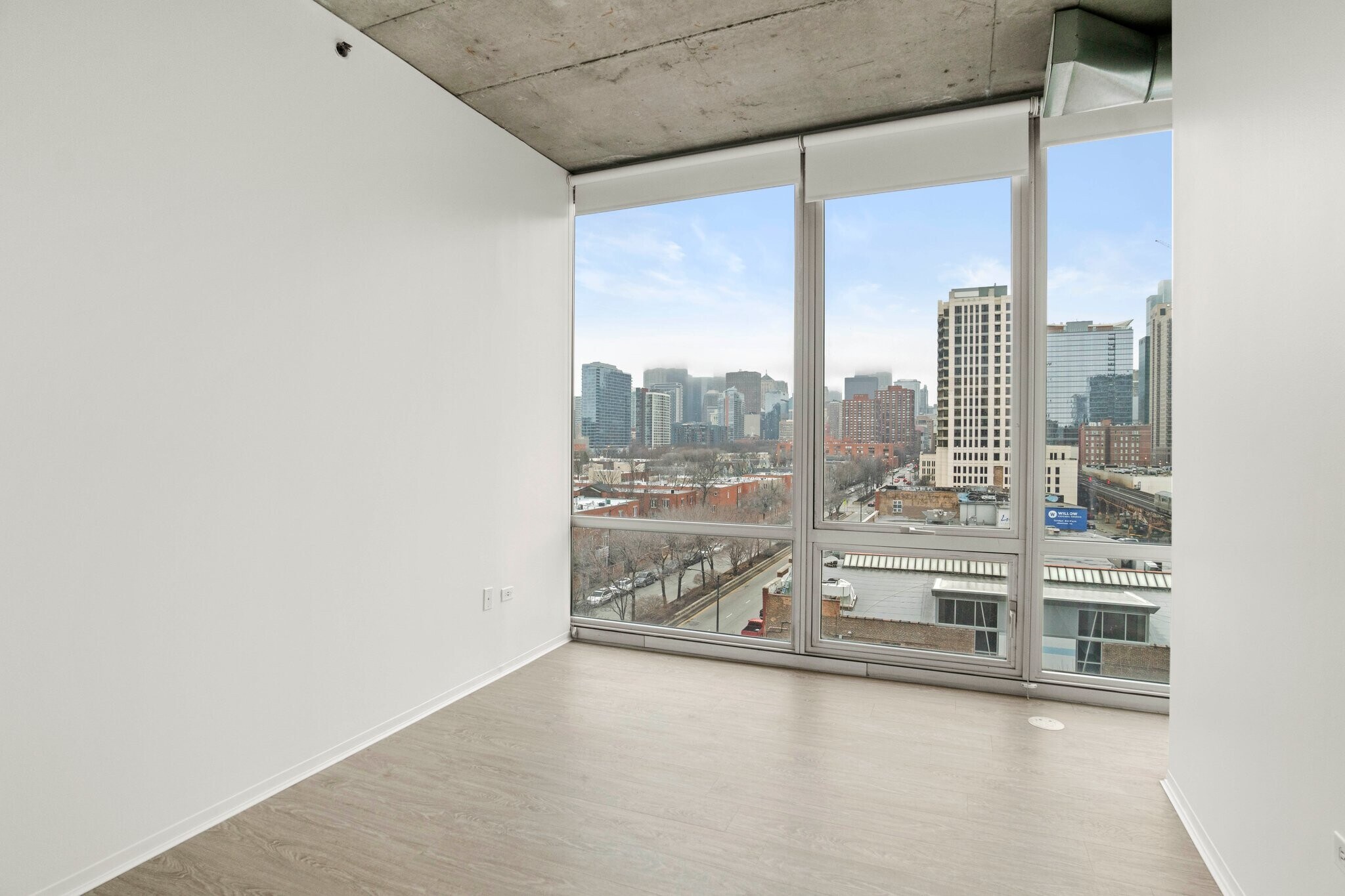 Building Photo - 1443 S State St