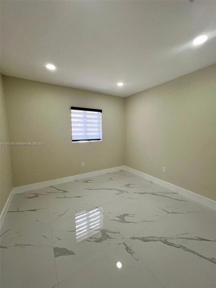Building Photo - 11800 SW 176th St