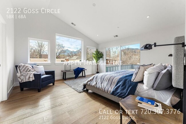 Building Photo - 2122 Goss Cir W
