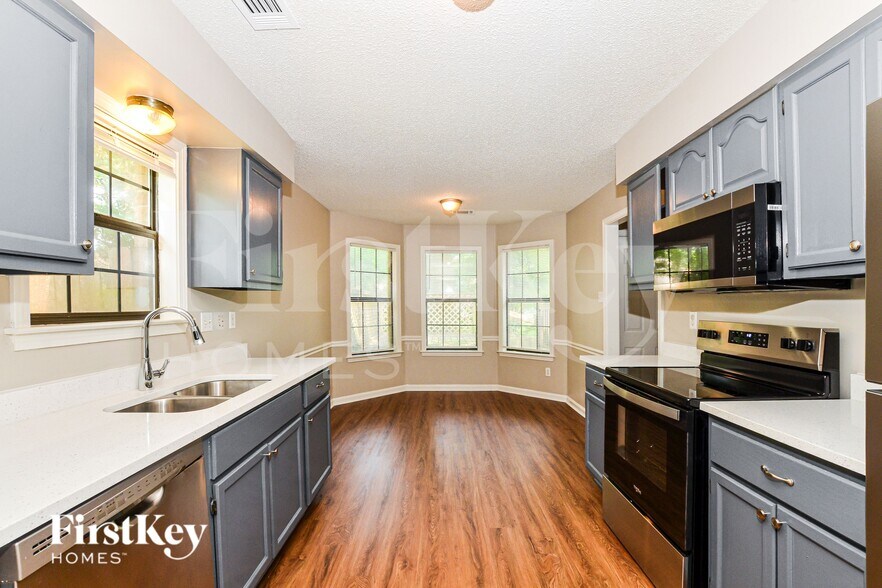 Building Photo - 4538 Kings Grant Dr