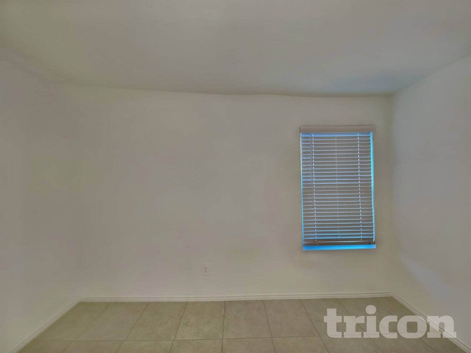 Building Photo - 2602 Vavra Ln