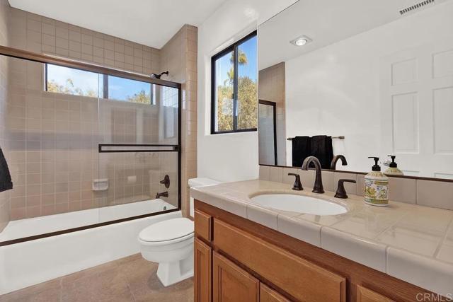 Building Photo - 3230 Piragua St