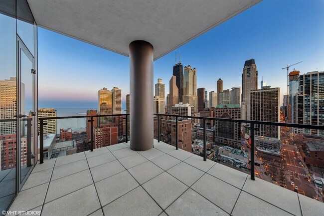 Building Photo - 4 E Elm St